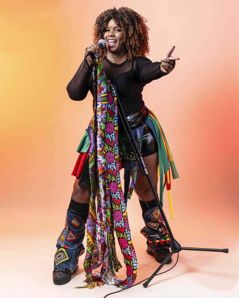 Queen Singing